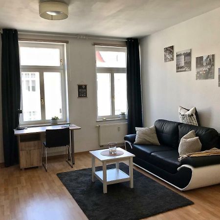 Ferienwohnung Leutzsch Am Leipziger Auenwald Экстерьер фото