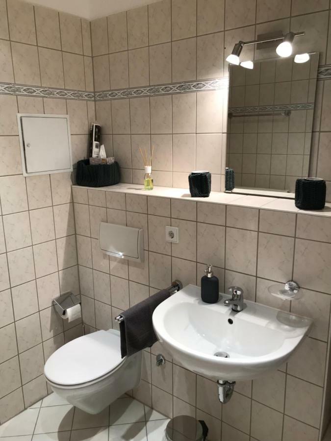 Ferienwohnung Leutzsch Am Leipziger Auenwald Экстерьер фото